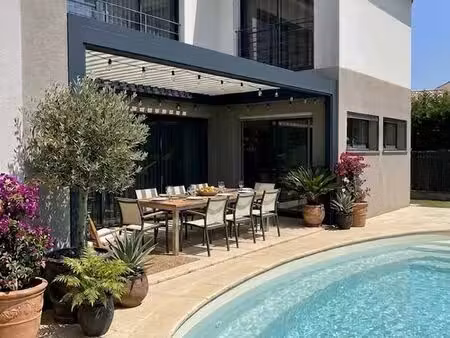 maison contemporaine 165 m² – 4 suites – piscine chauffée – sous-sol 90 m² – saint-médard-