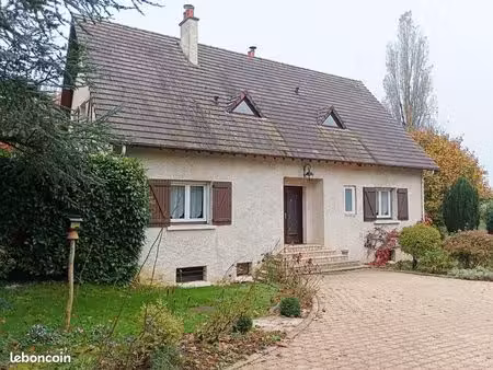 maison 6 pièces 162 m²