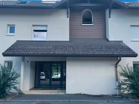 loue appartement a cesssy