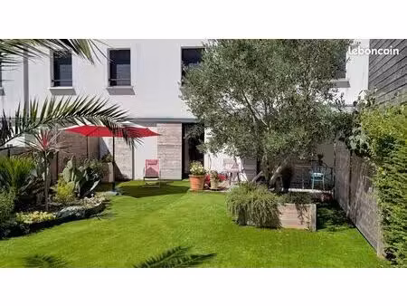beau t4 de 79m² avec jardin privatif de 95m² et garage