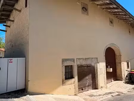atelier 160 m² – projet d’habitation autorisé – 2 garages – gare tgv à 5 min à pied