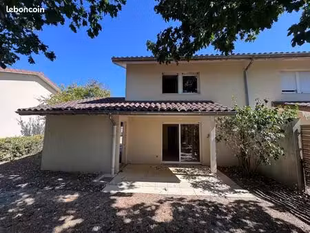 maison 4 pièces 77 m²