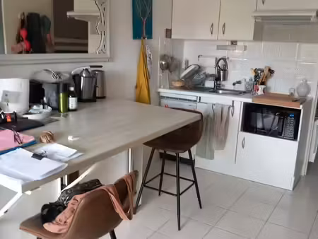 studio tout équipé et refait