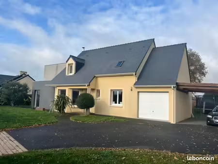 maison familiale de 180 m² avec extension récente  5 chambres  véranda et piscine chauffée