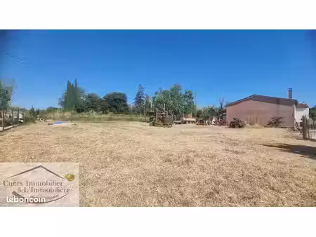 terrain 655 m² puget-ville
