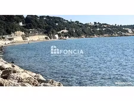 studio coin nuit renove face a la plage