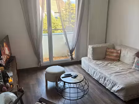 appartement t2 rénové avec balcon  garage et grenier colma