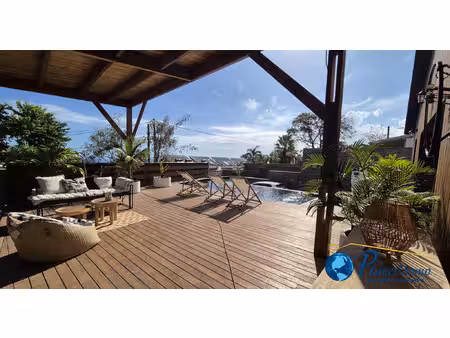 saint-leu/elegante villa avec piscine chauffee