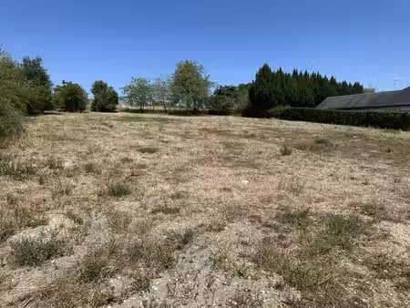 terrain à bâtir de 2 180 m2 la croix-en-touraine 170 936 eur