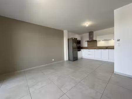 location appartement 2 pièces 45 m² à luc-la-primaube (12450)