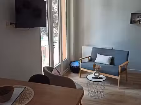 studio étudiant avec balcon