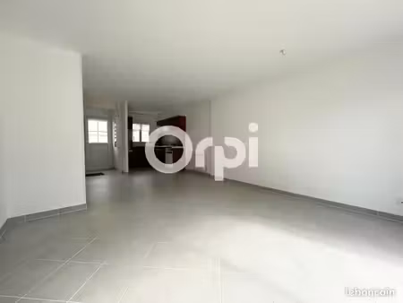 maison 4 pièces 70 m²