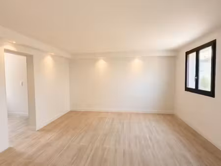 t2 rénové 60 m² avec jardin privatif 150 m² – clavières