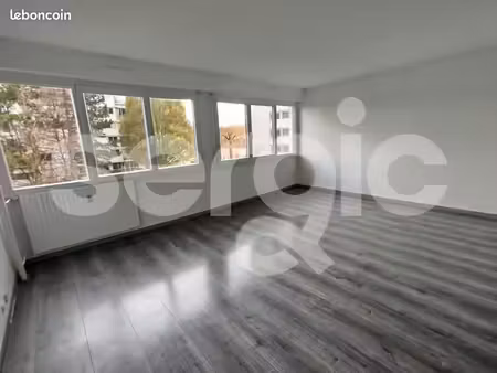 appartement 2 pièces 60 m²