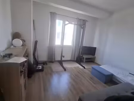 appartement 2 ch. à l'altitude 100 - vue dégagée