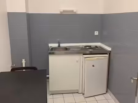 studio rénové 24 m2 - fismes centre