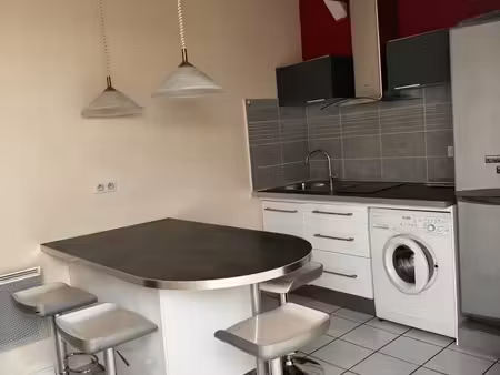studio lyon 3° montchat 27 m²- 640 charges comprises
