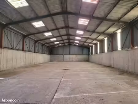 vend local / entrepôt 465m² bitche