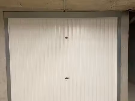 garage à louer