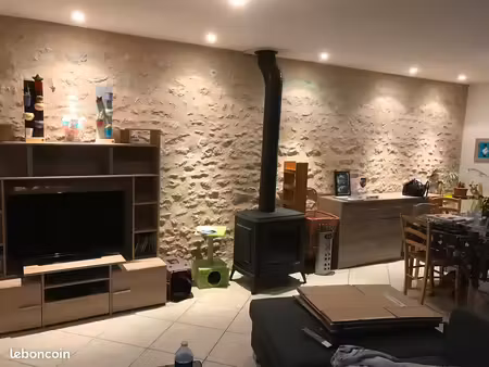 maison à louer dans village
