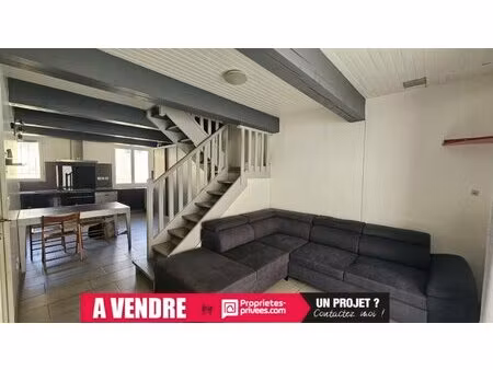 maison de ville 3 faces de 70 m² avec grandgarage et terrasse
