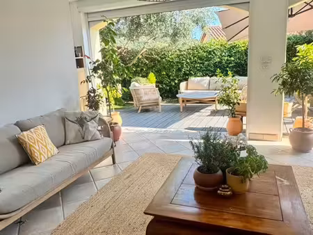 appartement 5 pièces - 120 m2 - la turbie