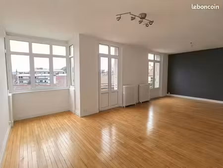 magnifique f4 à louer près de la gare