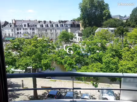 studio 1 pièce 25 m²