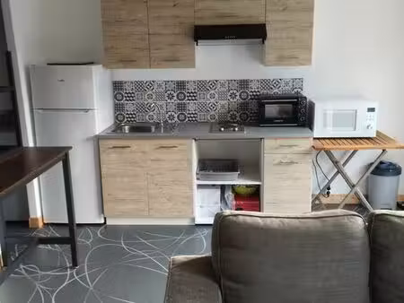 a louer studio 27m² meublé & climatisé