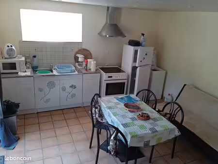 bel espace meublé 50 m2