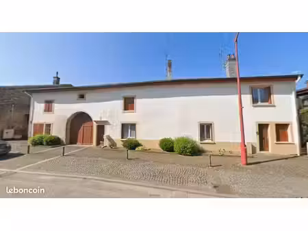 ancienne ferme avec 2 logements