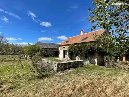 magnifique propriété au calme absolu  3ha de terrain à 1h40 de paris