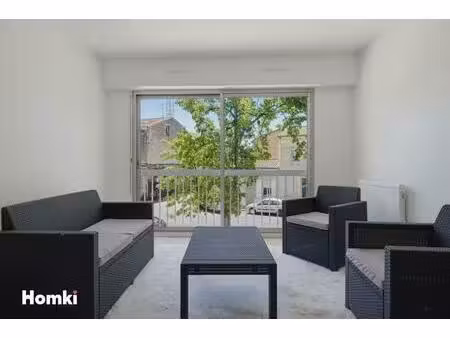 t3 rénové de 67 m²