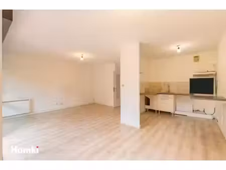 appartement 3 pièces traversant | jardin privatif | climatisation réversible