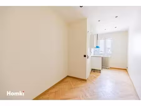 appartement t1 de 12 m² à paris 75017  rue daubigny