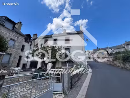 propriété 18 pièces 240 m²