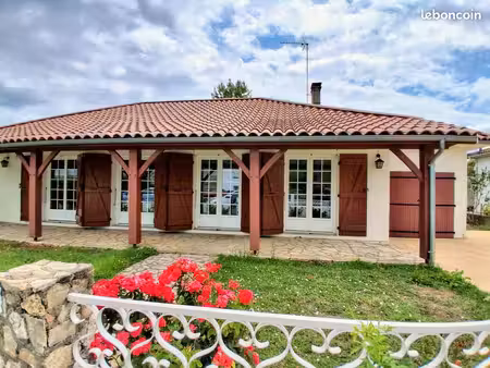 maison à louer 80m²