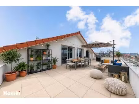 appartement t4 de 116 m²   secteur grand parilly  avenue jules guesde