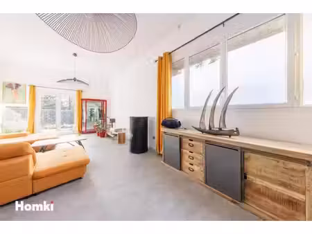 maison de ville t4 de 189 m² à riom 63200