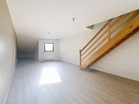 logement f4 boulevard thiers chaumont avec deux places de garage et une place de parking