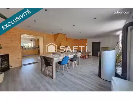 propriété 7 pièces 149 m²