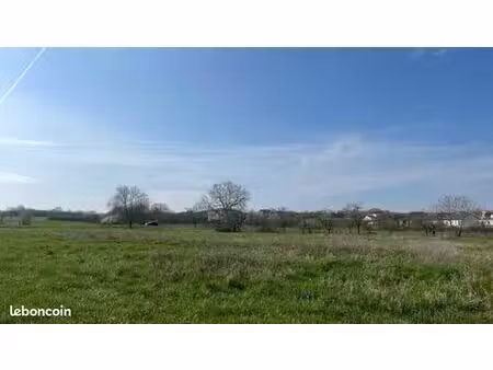 terrain 660 m² haraucourt