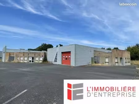 local d'activité 1 113 m²