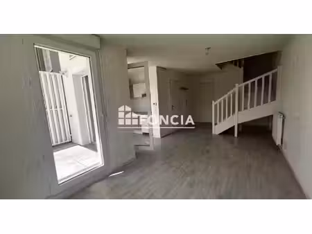 petite résidence récente