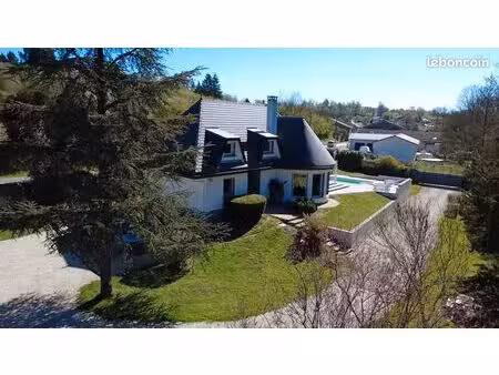 maison architecte avec piscine