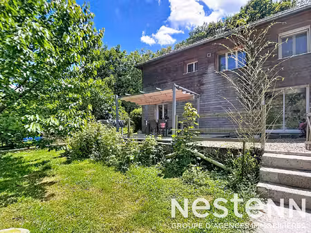 maison familiale sathonay village - grand jardin arbore de 1100 m2 - 4 chambres et combles