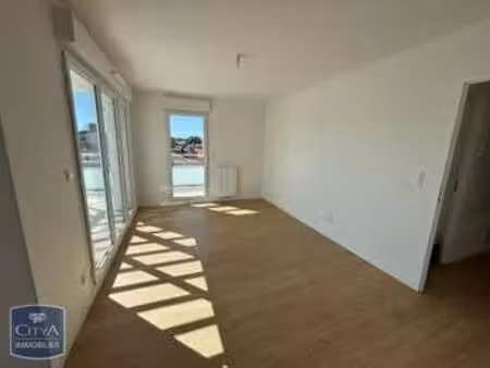 location appartement 3 pièces à pornic (44210) : à louer 3 pièces / 70m² pornic