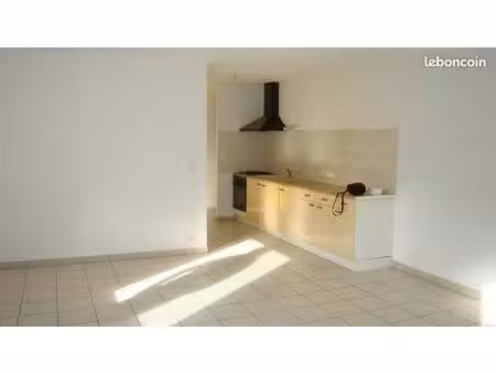 a loué t3 meublé