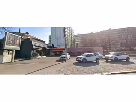 local commercial à louer