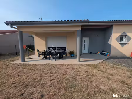 villa 5 pièces 112m²